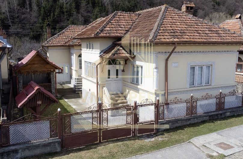 CASA 5 CAMERE CU TEREN 800MP, LERESTI ARGES COMISION 0 CUMPARATOR - Poză 2