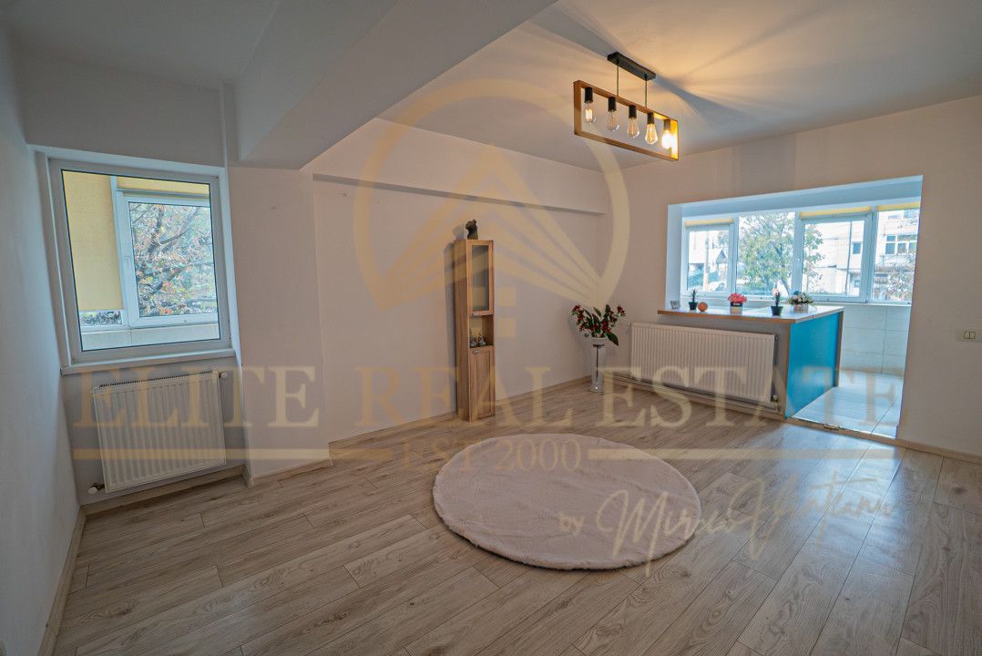 Tomis III - Galeriile Soveja - Apartament decomandat cu 3 camere, etaj 1. - Poză 1