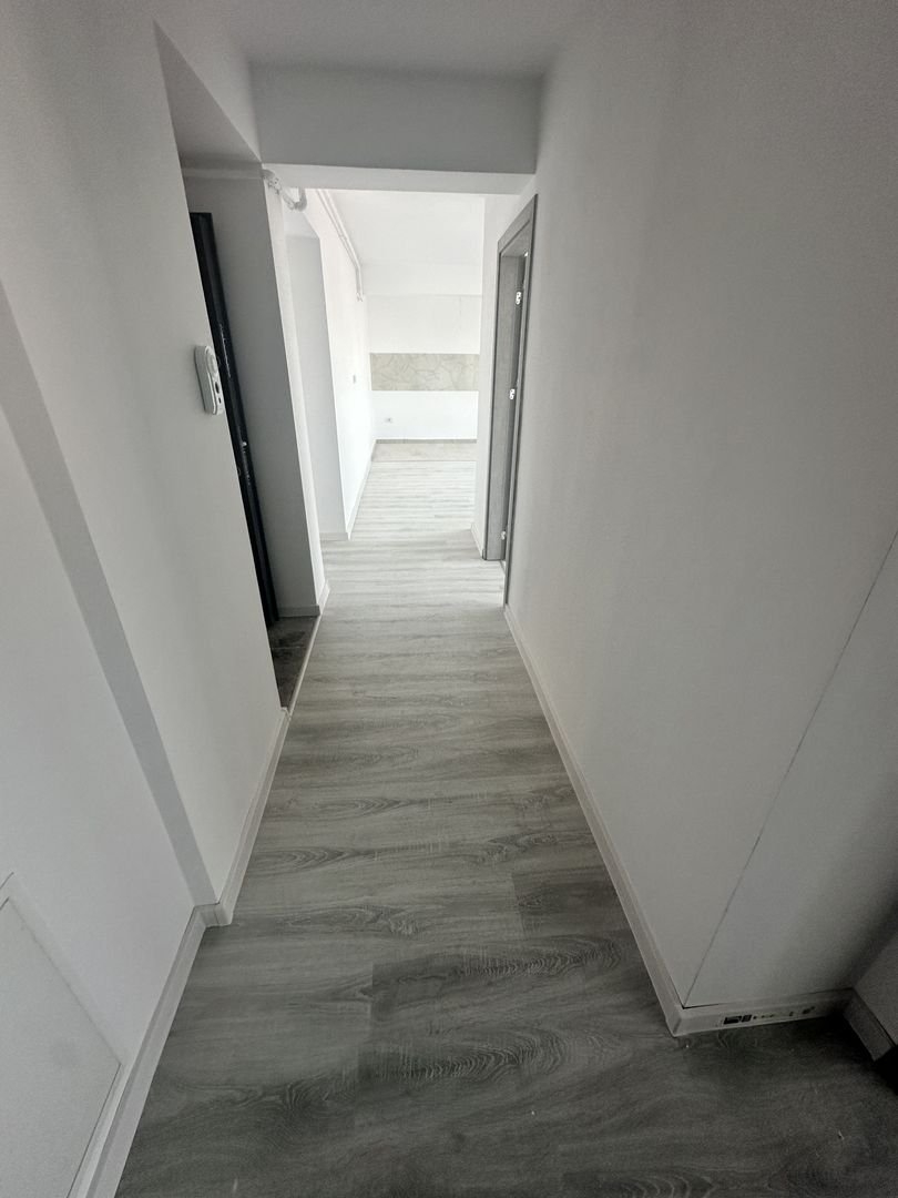 AP. 3 CAMERE SAFIRULUI, LOC PARCARE, RATE DEZVOLTATOR, COMISION 0% - Poză 9