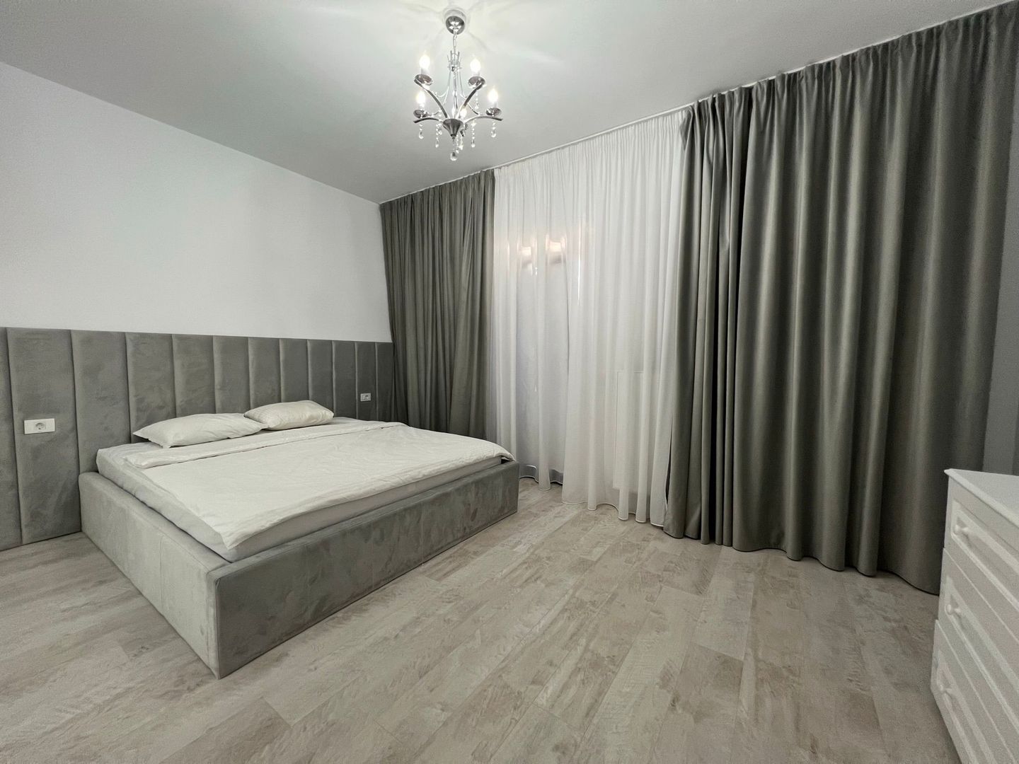 Vilă de Lux I Design contemporan si curte 360 mp I Dumbravita - Poză 5
