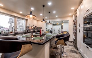 Casă cu 5 camere în Aradul Nou – locul unde liniștea devine acasă - Poză 2