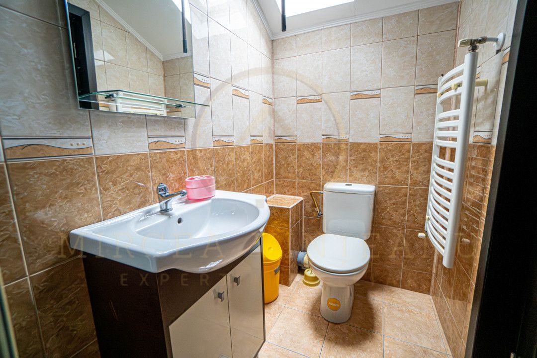 Casă Palazu Mare | Ideală pentru familie extinsă sau activitate mixta - Poză 15
