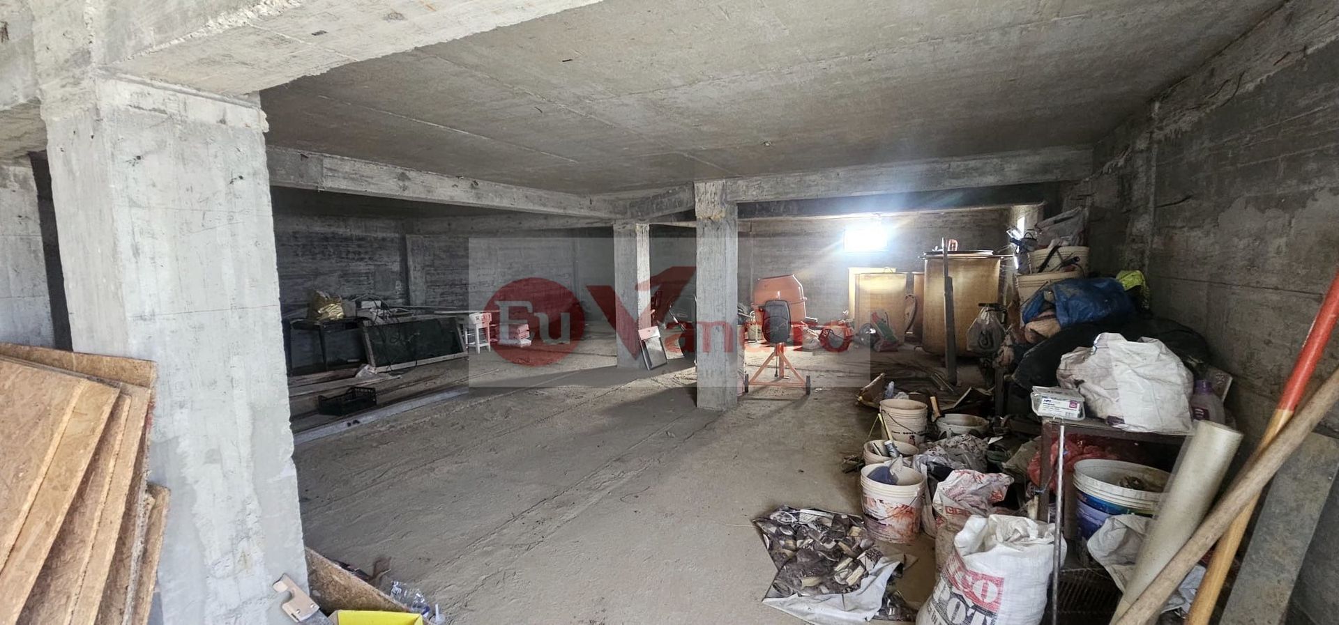 Casa la rosu Bariera Traian, teren 896 mp, COMISION 0% - Poză 4