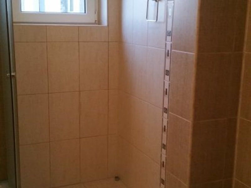 Apartament 3 camere in Romana, anexe, boxa - Poză 14