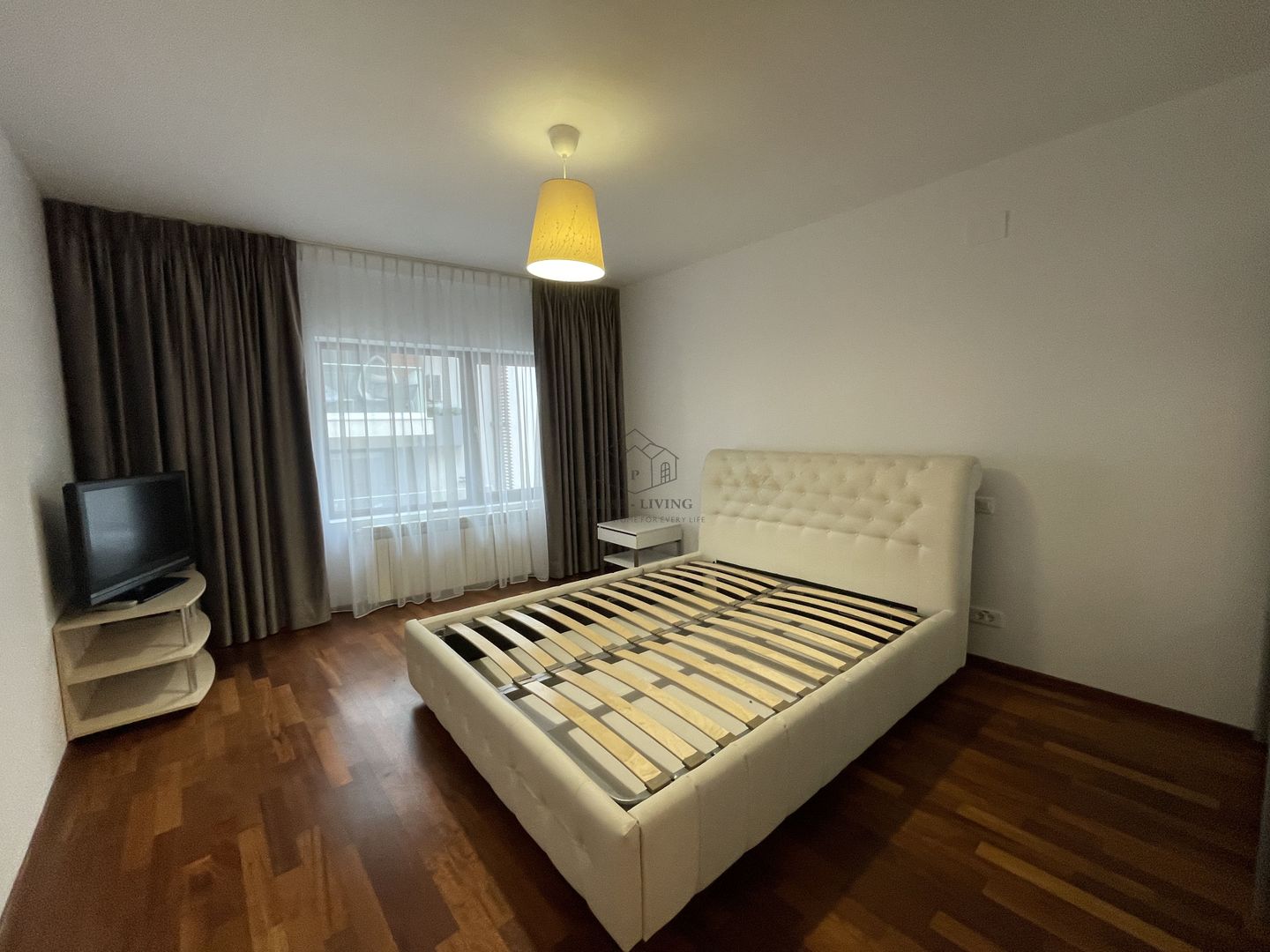APARTAMENT SUPERB CU 2 DORMITOARE LA INCHIRIERE LANGA PARC HERASTRAU - Poză 18