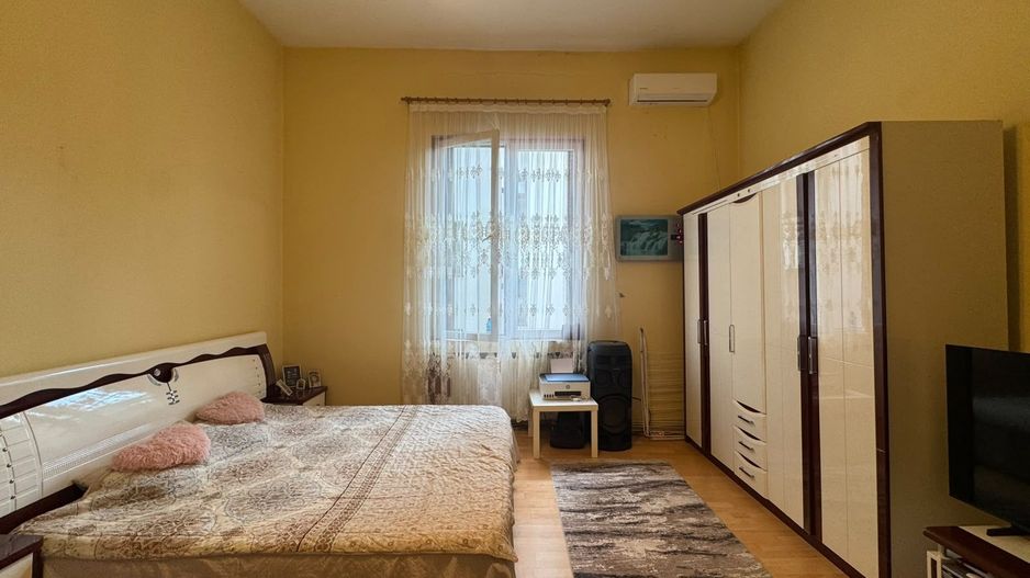 PROPRIETATE INTERBELICA 4 CAMERE+ GARSONIERA + BOXE || PIATA VICTORIEI - Poză 8
