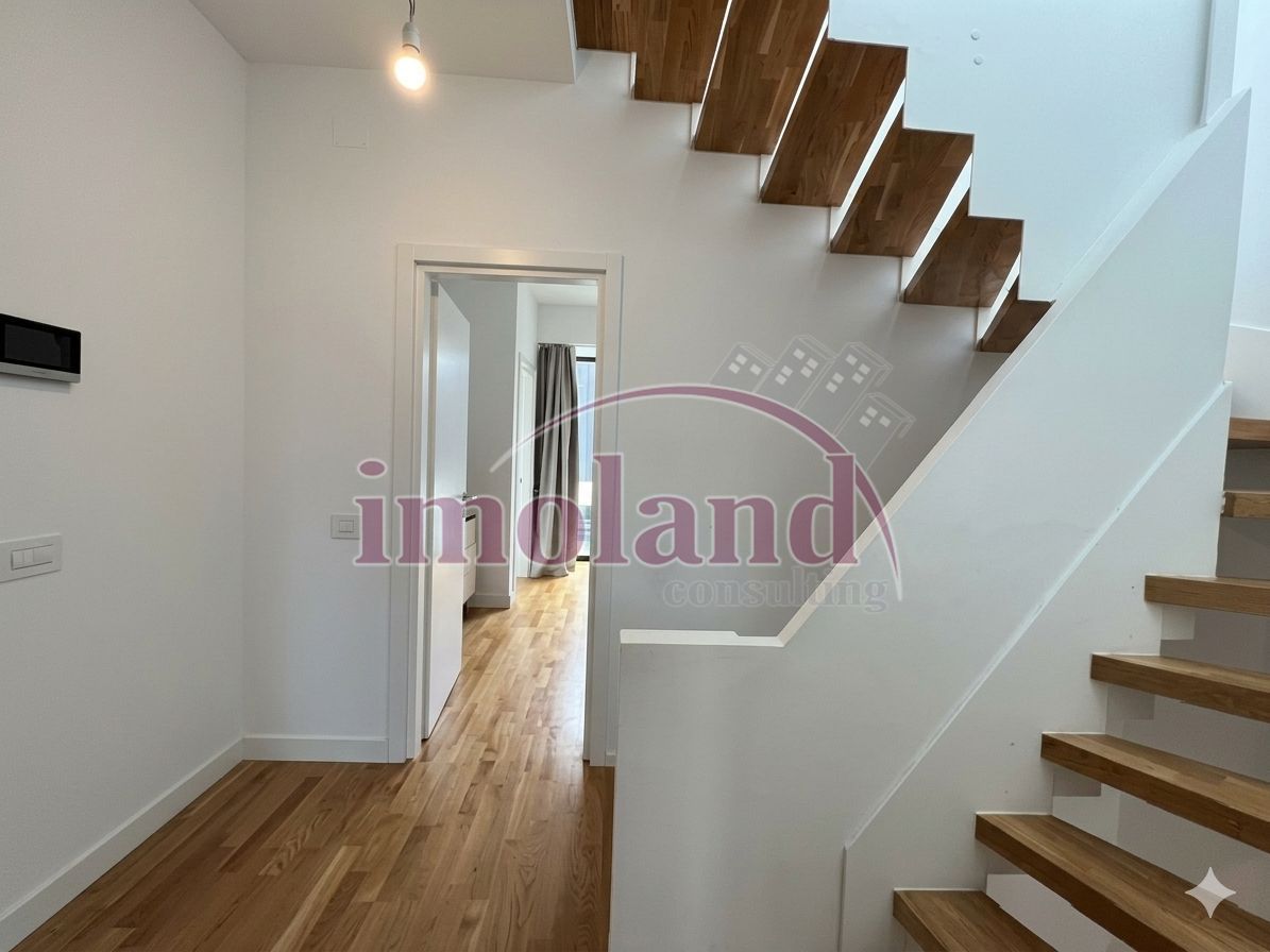 Vanzare - Townhouse 6 camere - mobilat + 2 locuri parcare Avalon Estate - Pipera - Poză 16
