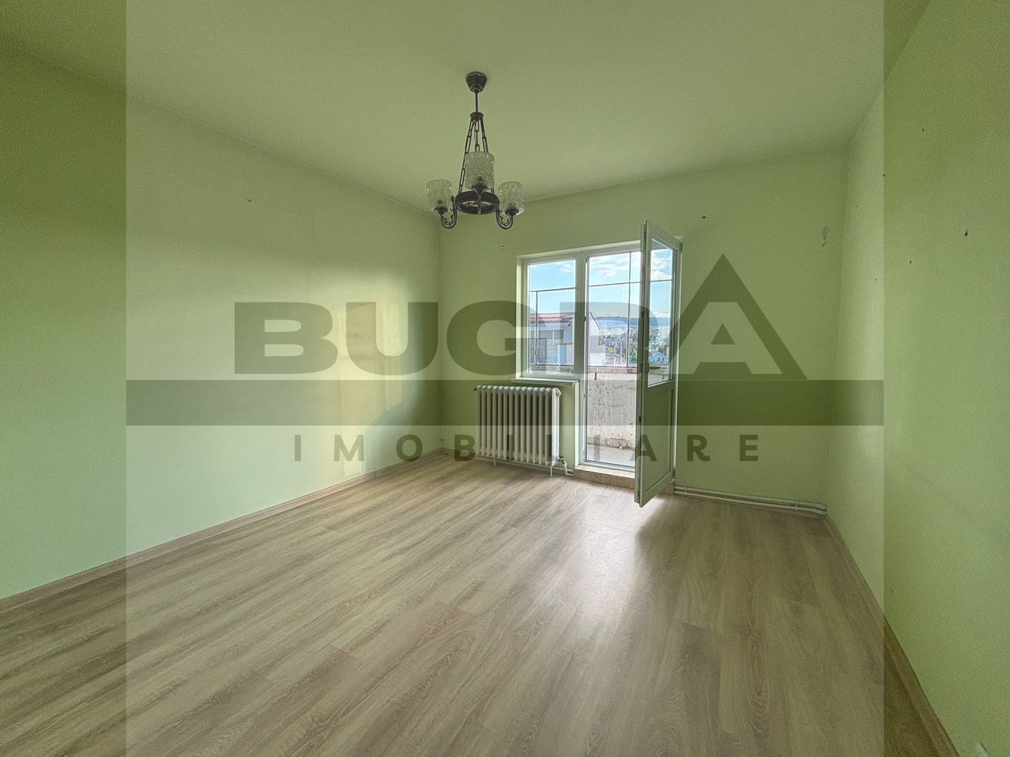 Apartament 3 camere decomandate, 65 mp, 3 balcoane, zona Titulescu - Poză 4