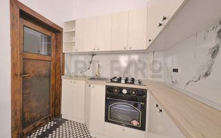 Zero comision, 120mp birou elegant in vila eclectica, Polona - Tunari - Poză 7