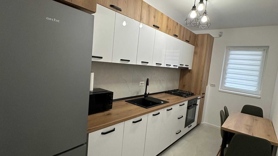 Apartament 2 camere de închiriat Apărătorii Patriei - Poză 6