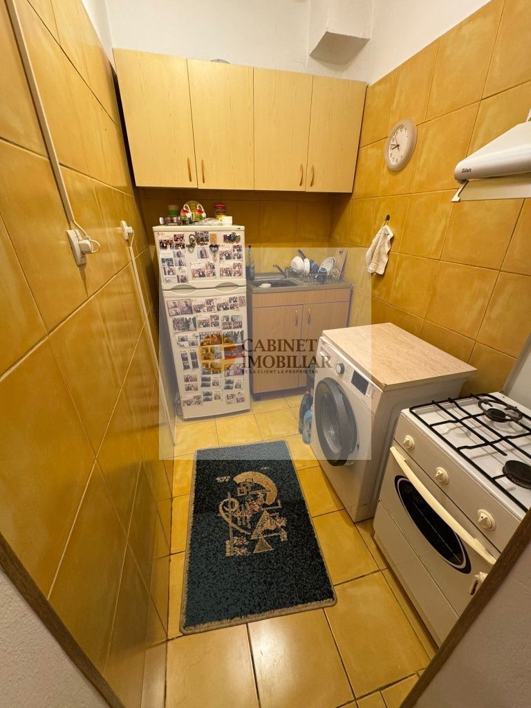 2 camere I Piata Sfintii Voievozi - Victoriei I Parter inalt - Poză 6