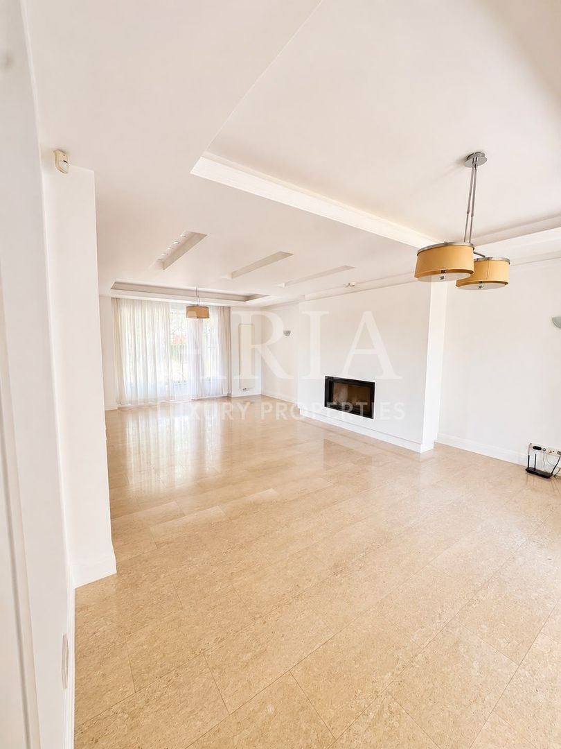 VILA COMPLEX RESIDENTIAL PIPERA - Poză 2