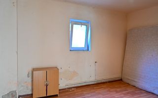 Casa la gri de vanzare | Zona Centrala - Bucov | Comision 0% - Poză 14
