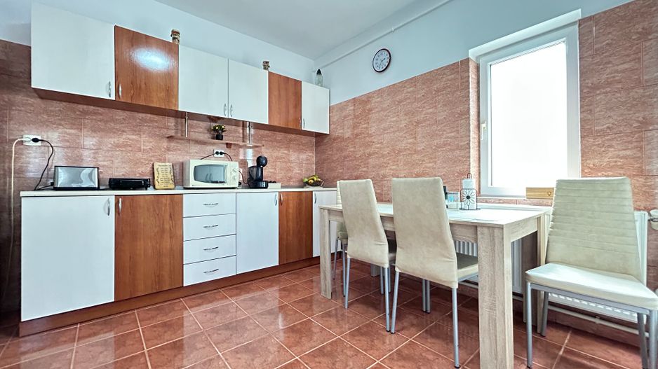 Afacere Turistică la Cheie | Pensiune 10 Camere | Eforie Nord - Poză 22