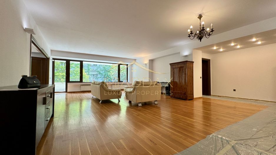 Apartament cu 4 camere 250mp* 2 parcări subterane / Dorobanti-Capitale - Poză 2