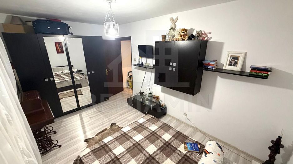 3 camere semidecomandat etaj 3 mobilat utilat - Valea Rosie - 69mp - Poză 6