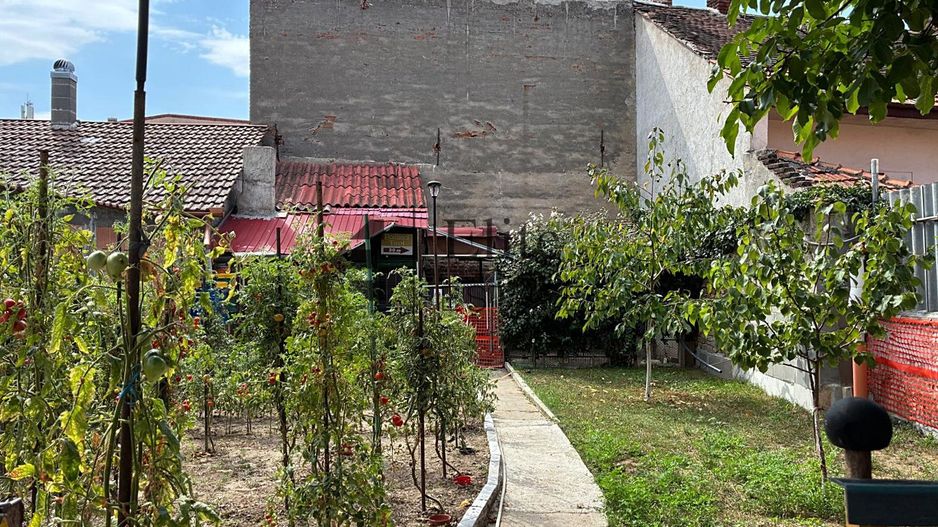 Casa de vanzare cu 411 mp teren ultracentral in Oradea - Poză 5