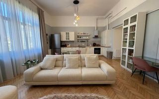 Apartament deosebit cu 3 camere - Central - potrivit pentru studenti - Poză 3