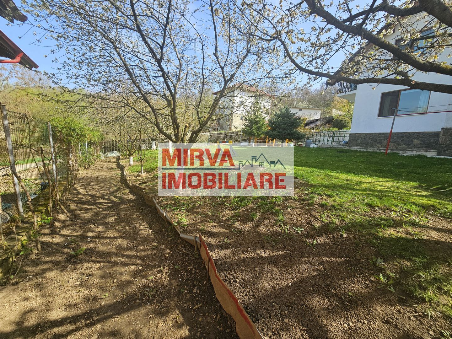 🏡 VILĂ ELEGANTĂ CU PRIVELIȘTE DEOSEBITĂ – VALENII DE MUNTE - Poză 20