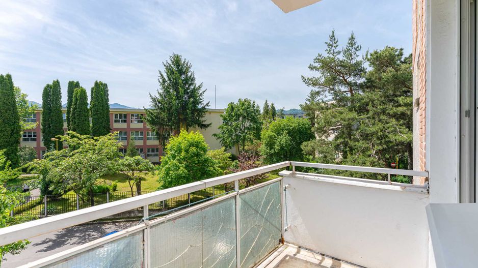 Apartament mobilat si utilat cu loc de parcare - Poză 14