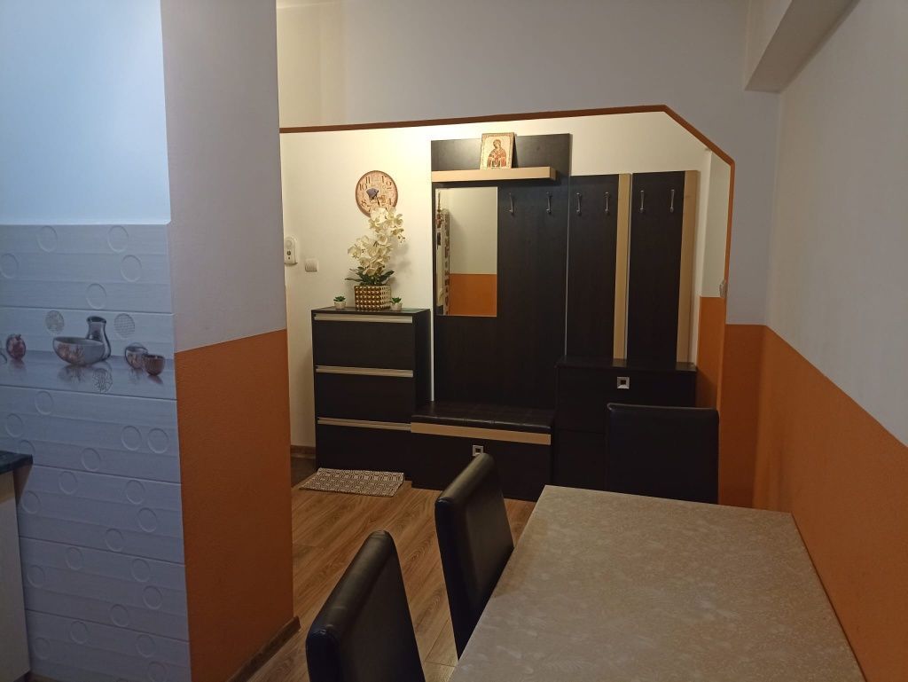 Vând apartament 3 camere - Poză 6