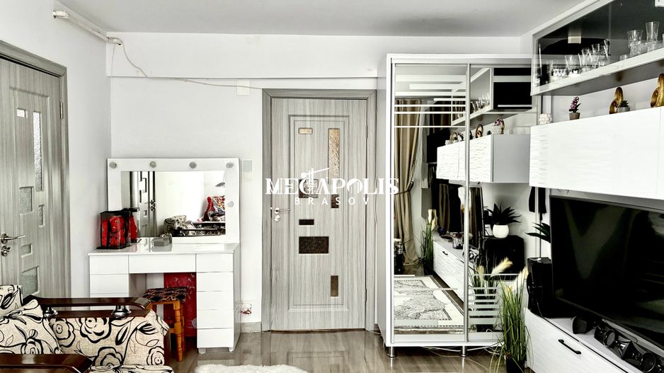 Garsonieră spațioasă + boxă / La Strada / Bartolomeu Nord - Poză 4