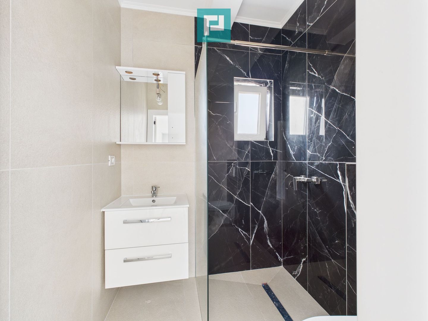 Casă modernă cu 4 camere în Becicherecul Mic - Poză 8