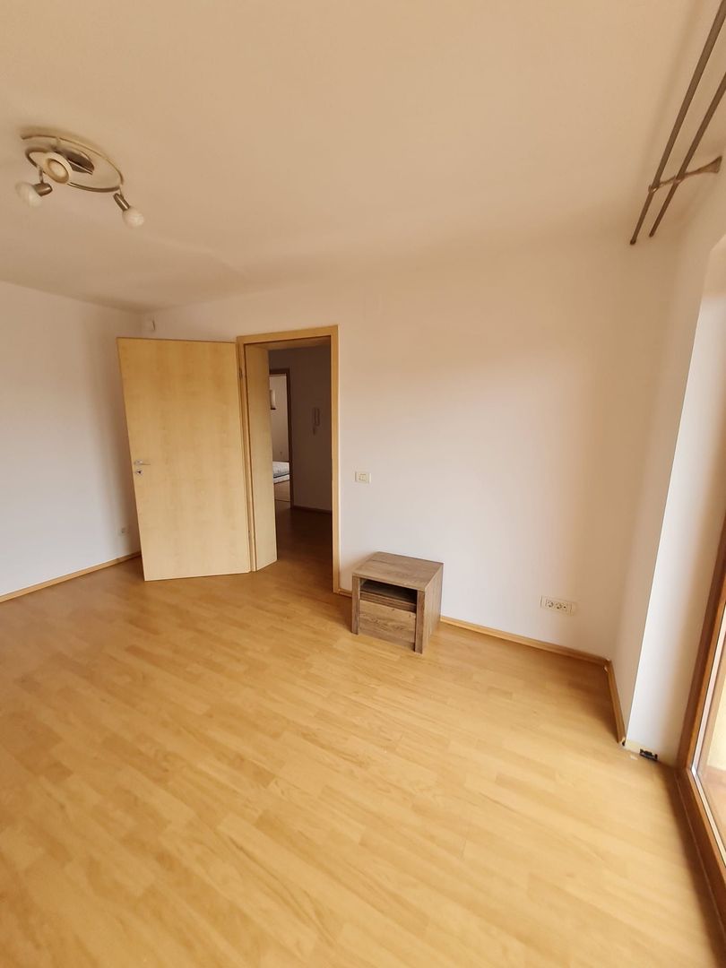 Super oferta!!!Vila spațioasă în Ghiroda! - Poză 11