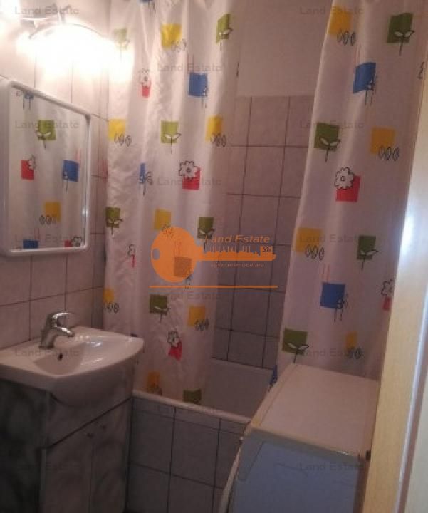 Apartament cu 2 camere in zona Frigocom - Poză 8