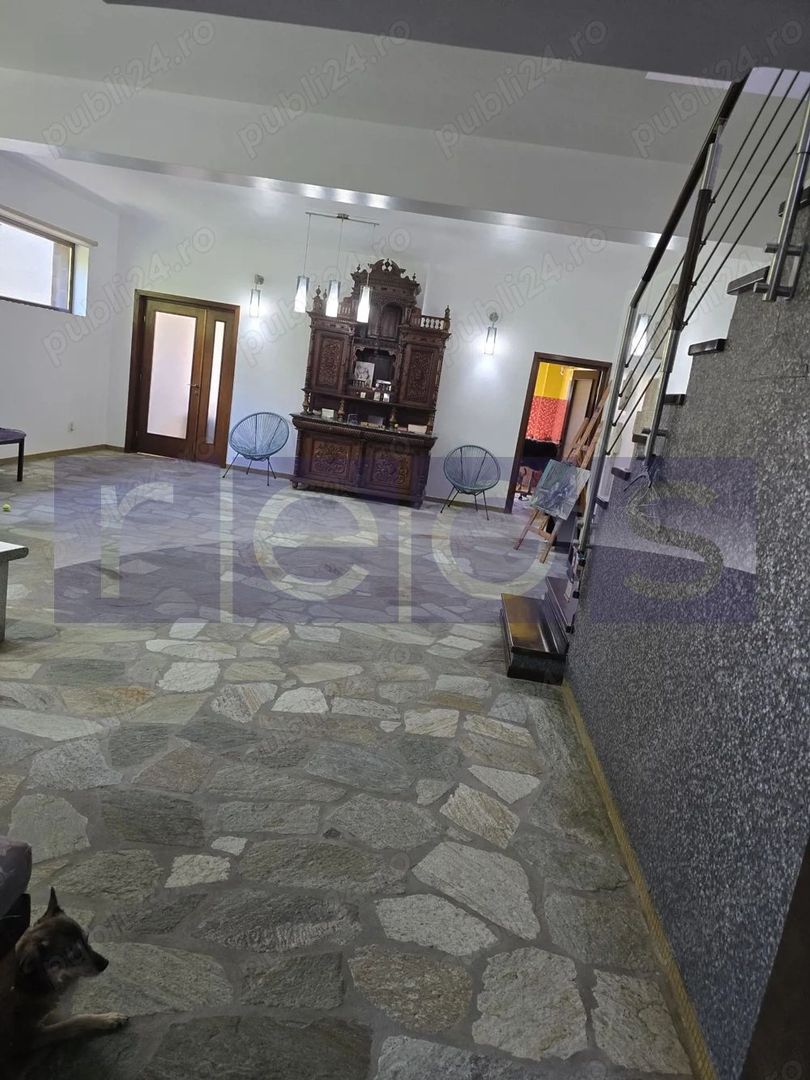 VNZARE DUPLEX 4 CAMERE ZONA GRAND ARENA - Poză 2