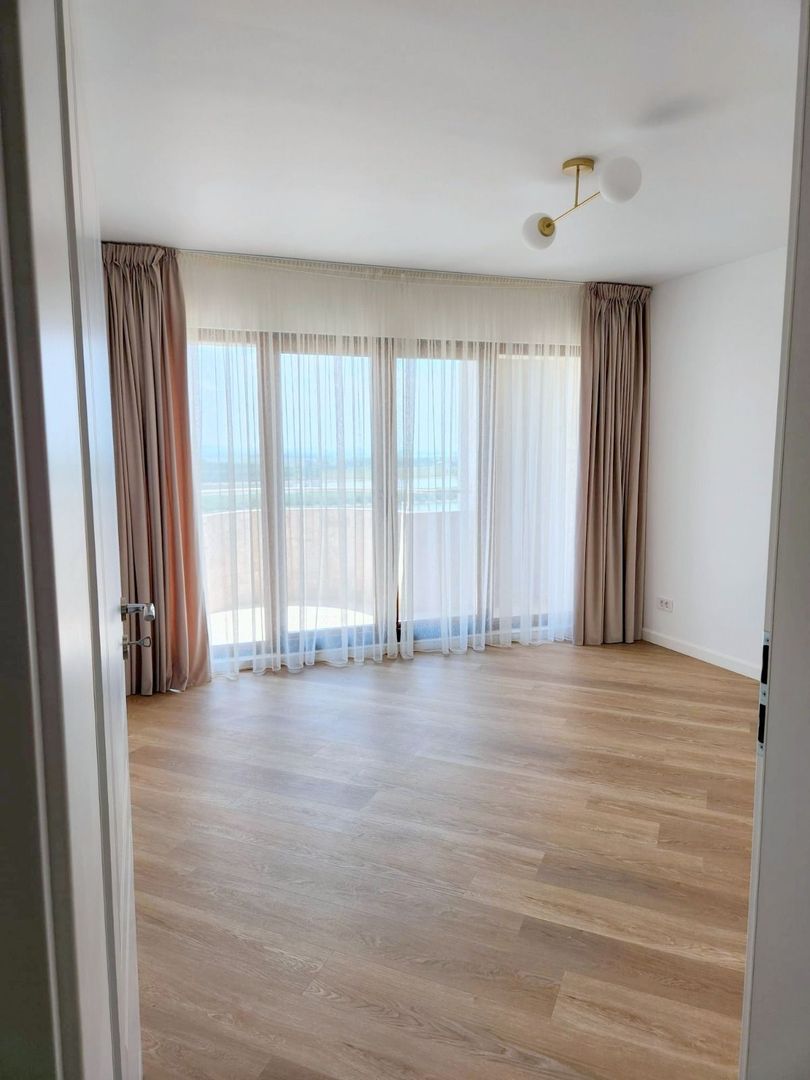 De vanzare apart. 3 camere Faleza , vedere Dunare, 78 mp, renovat premium - Poză 9
