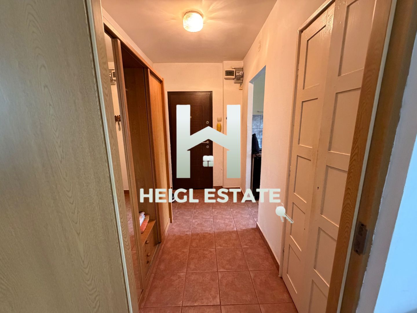 Apartament cu 3 camere si boxa in zona Gheorghe Lazar - Poză 9
