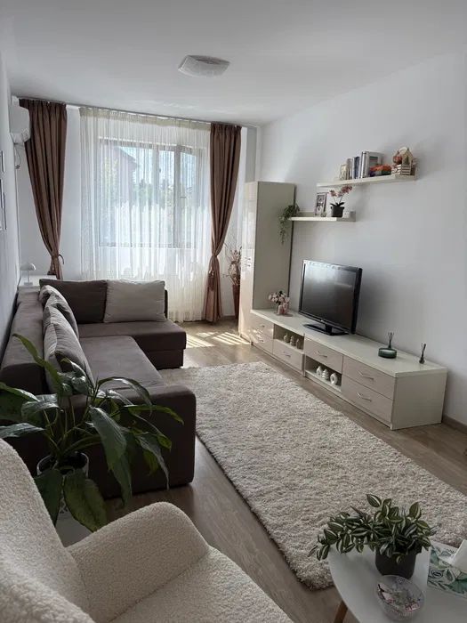 Prelungirea Ghencea-  2 camere decomandat + loc de parcare - Poză 1