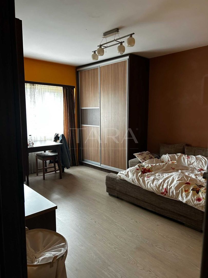 Apartament 3 camere, complet renovat, etaj intermediar – Aurel Vlaicu. - Poză 3