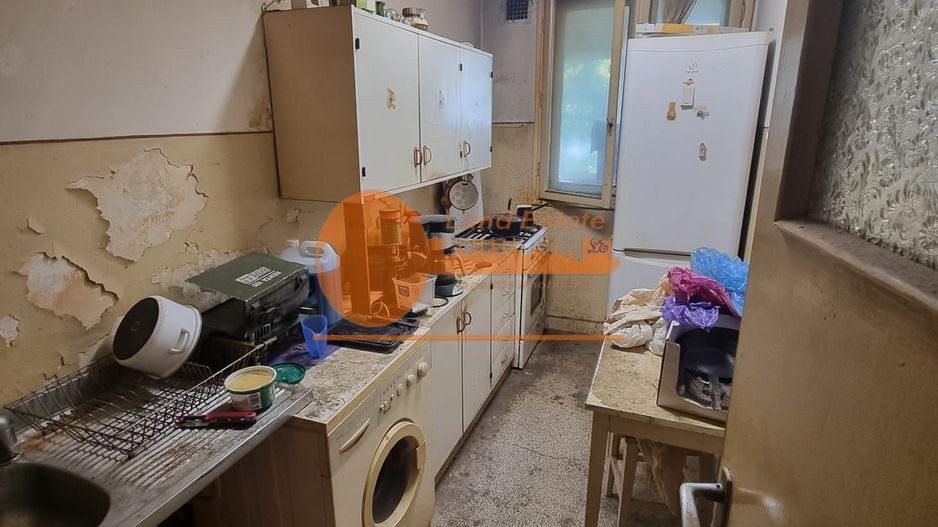 Apartament cu 2 camere zona Giulesti ( Bloc Reabilitat) - Poză 3