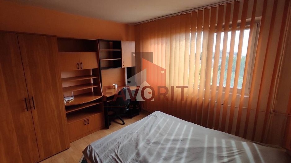 garsoniera | etaj intermediar | mobilat si utilat | zona excelenta | - Poză 2