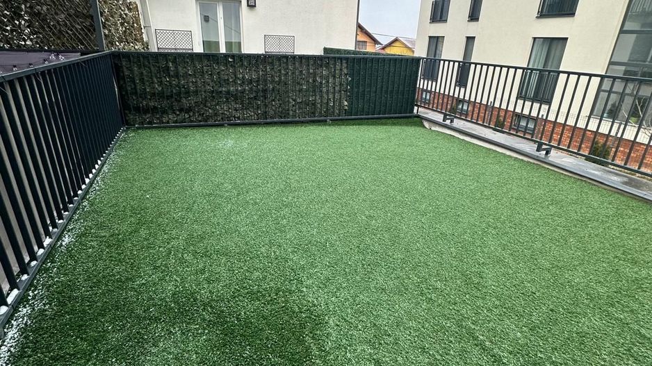 Apartament decomandat 2 camere Superfinisat cu Parcare - Poză 1