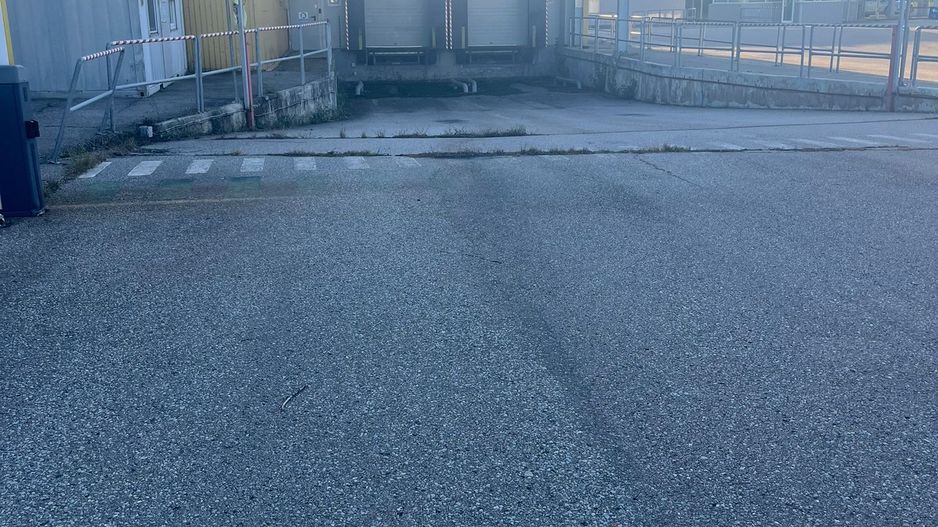 Hala 1750mp. zona industriala centura Sud - Poză 4