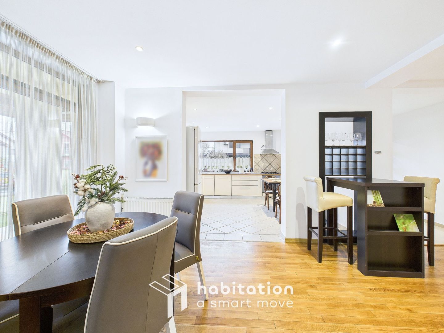 Casă individuală cu spațiu amplu și liniște absolută în Ghiroda - Poză 8