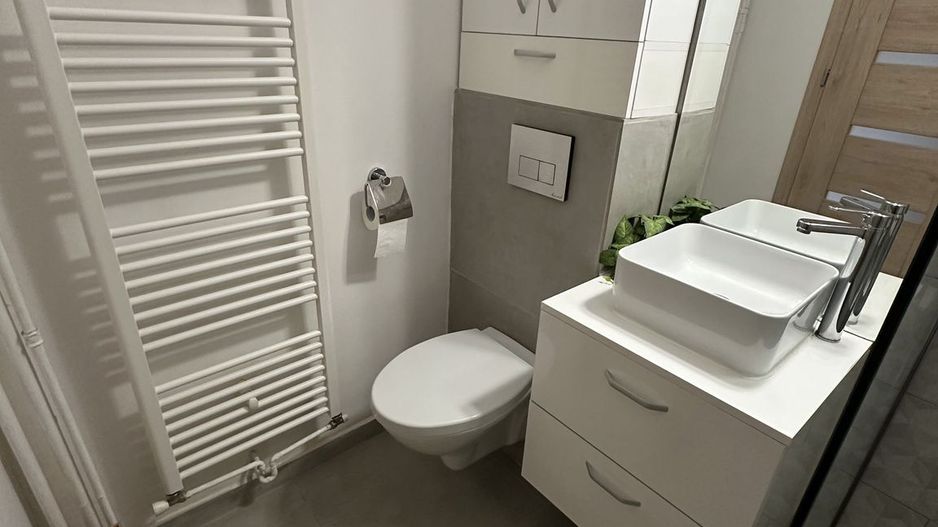 Metrou Politehnica- apartament spatios, modern cu 2 camere - Poză 14