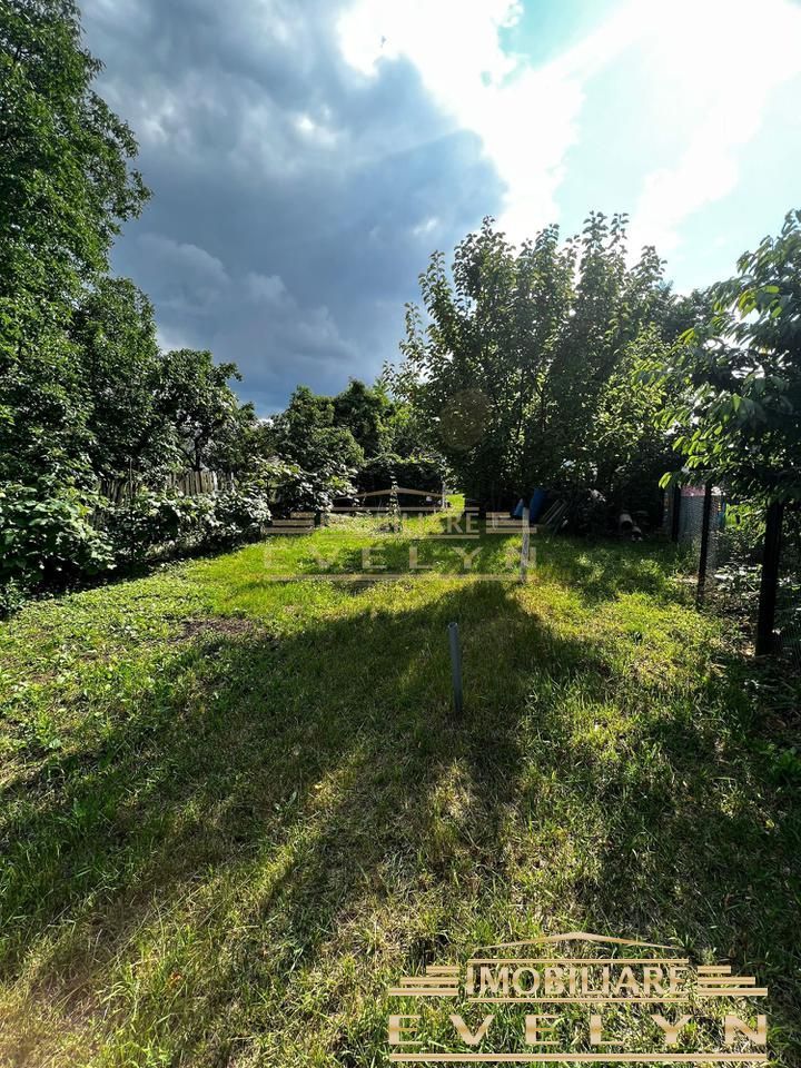 Teren 900 mp + Constructie 30 mp, zona Impr. Traian ( toate utilitatile ), pret 85.000 euro usor negociabil - Poză 1