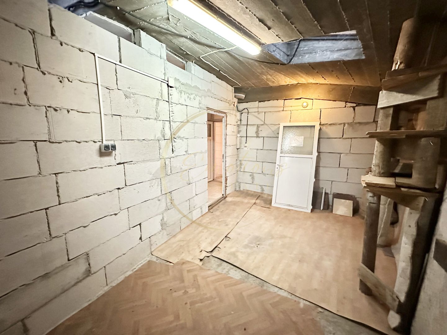 OCAZIE | Spațiu Comercial  - Piața Libertăți - Poză 32