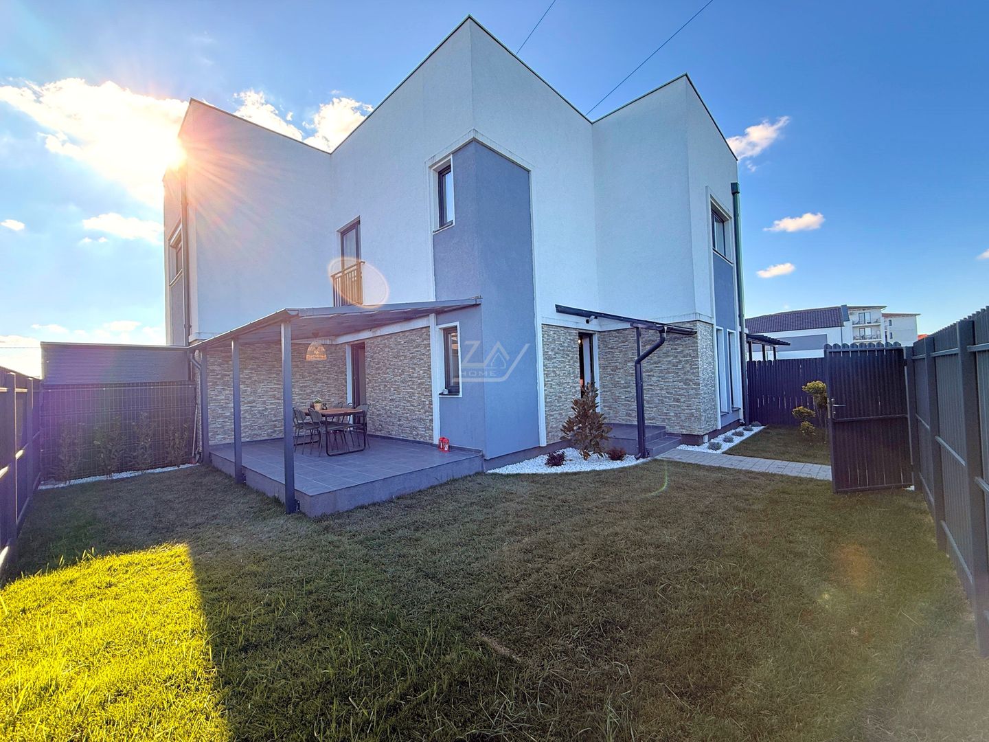 PRIMA INCHIRIERE. Casa moderna si cocheta. Curte amenajata. Loc de parcare. - Poză 26