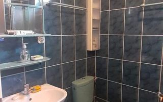 Ag. EUROPA vinde parterul unei case cu 2 etaje în zona Carpați 2. - Poză 4