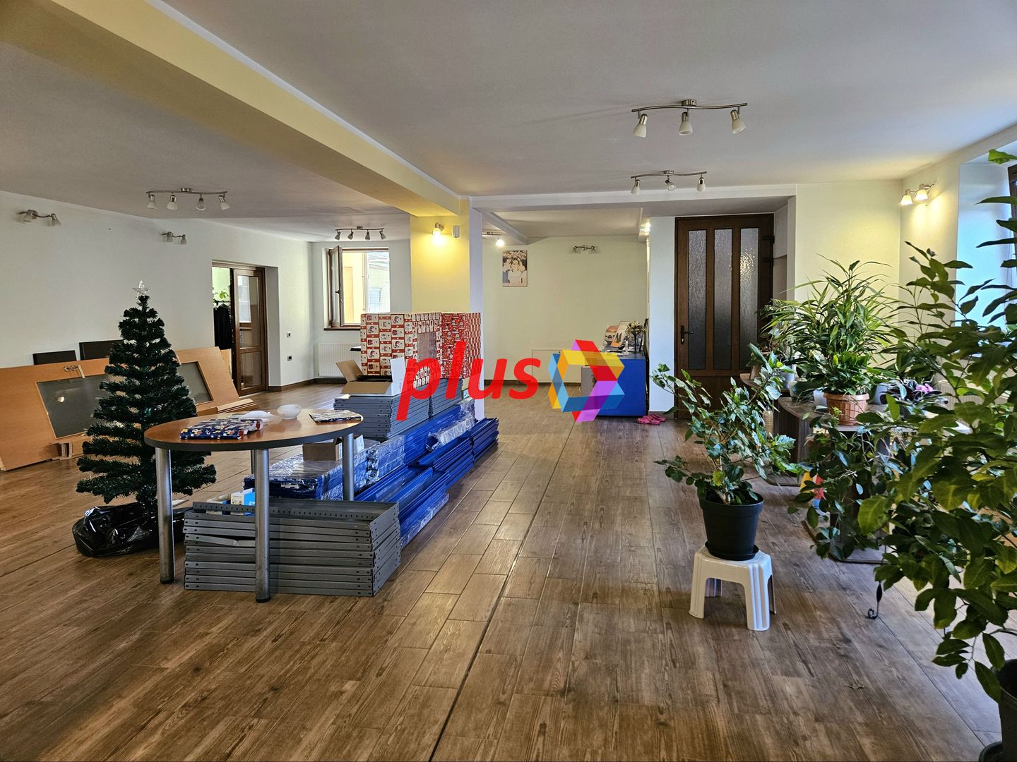 Casă plus Spațiu comercial  741 mp, Teren 906 mp Brasov - zona Blumana - Poză 20