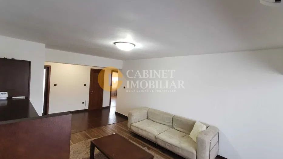 VISANI - 3 CAMERE DECOMANDAT - ETAJUL 1  + 2 LOCURI PARCARE - Poză 2
