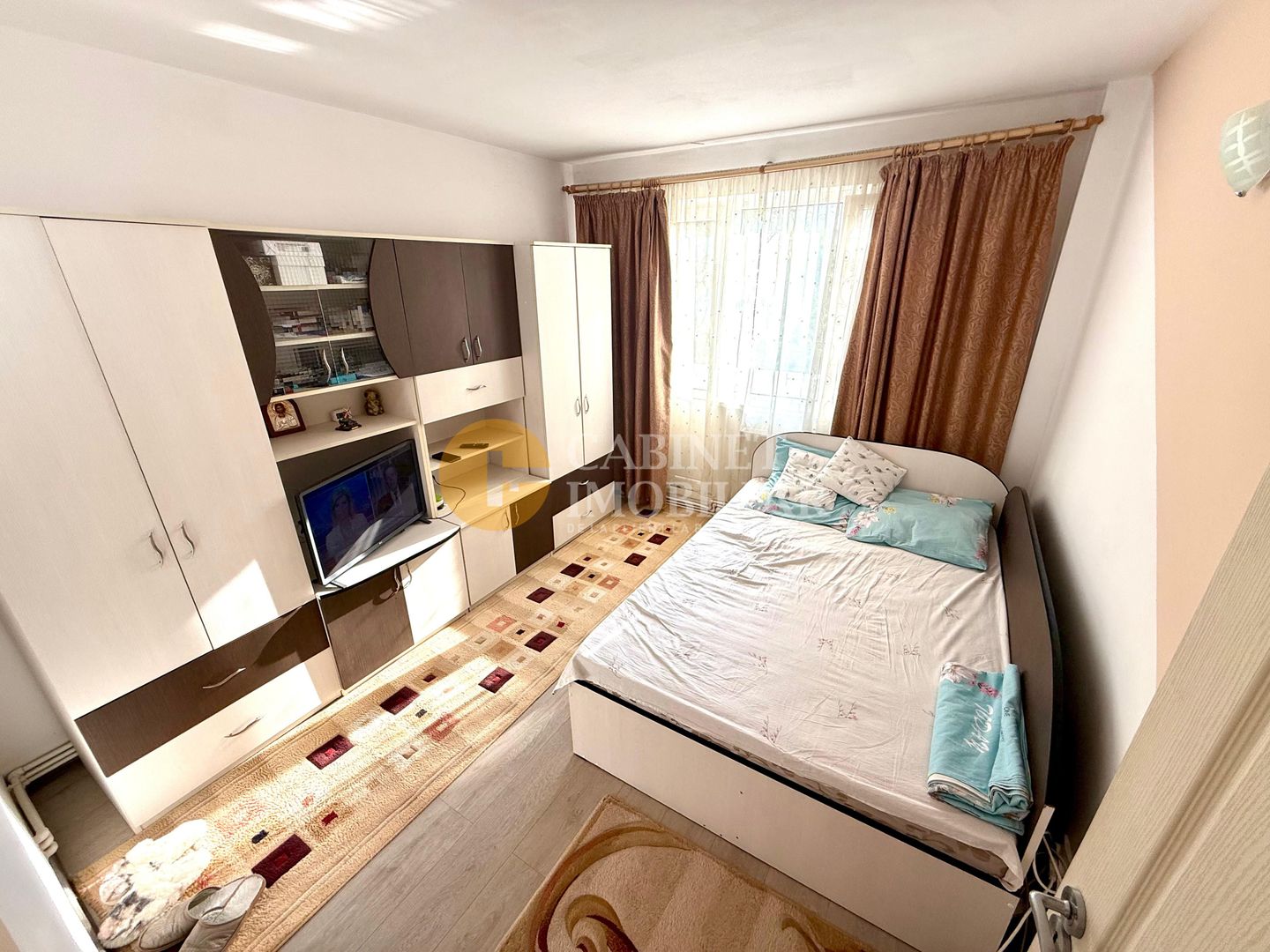 3 Camere Renovat - Etaj Intermediar - Podu Ros Primaverii - Poză 5