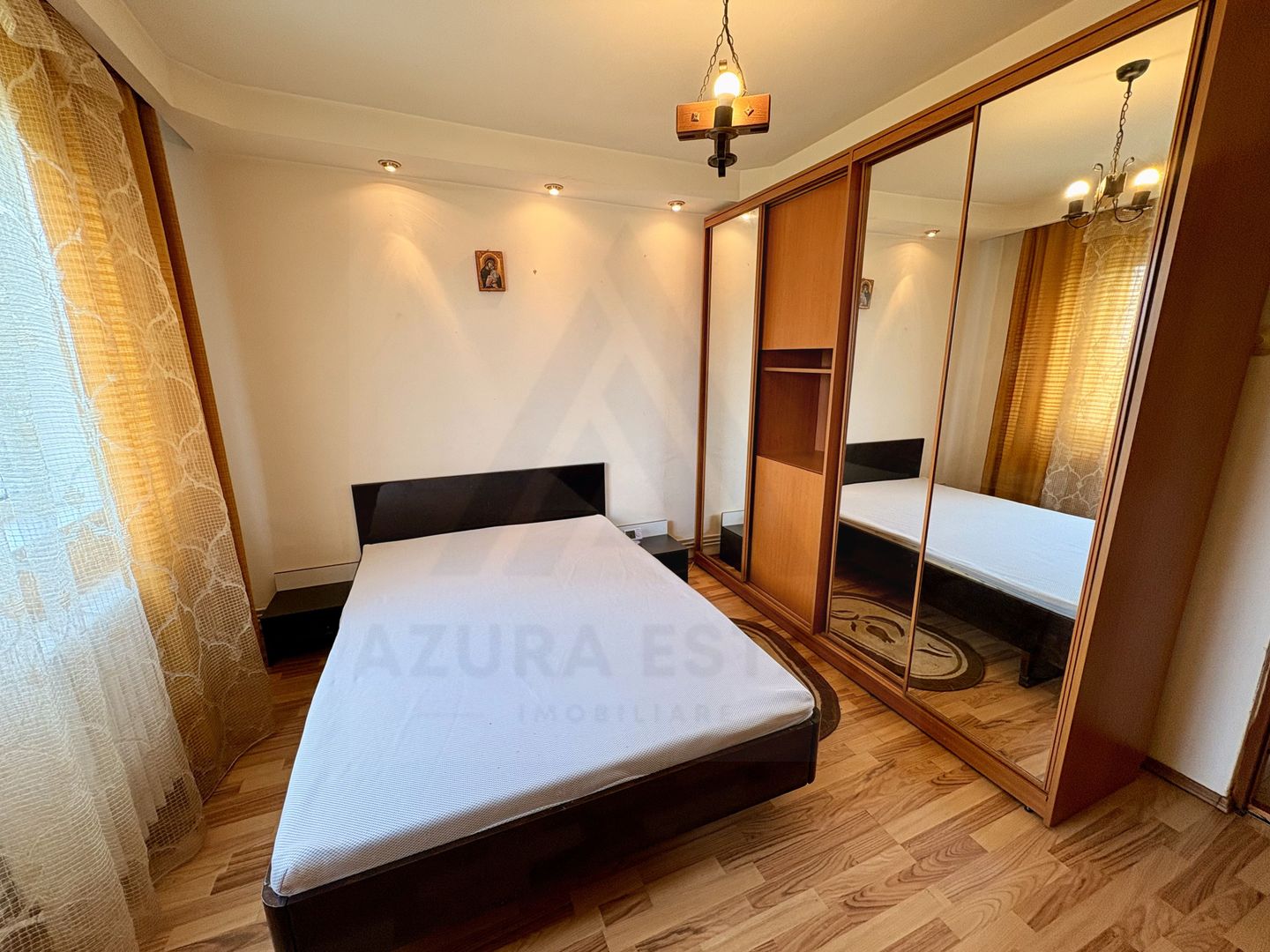 Apartament 2 camere decomandat cu balcon și pivniță în Vasile Aaron - Poză 7