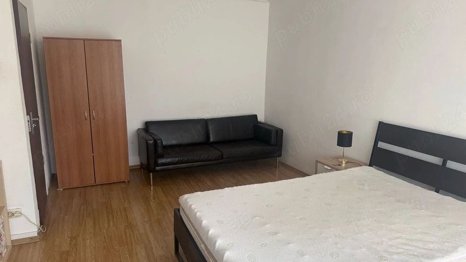 De Închiriat: Garsonieră Decomandată– Zona Tineretului - Poză 2
