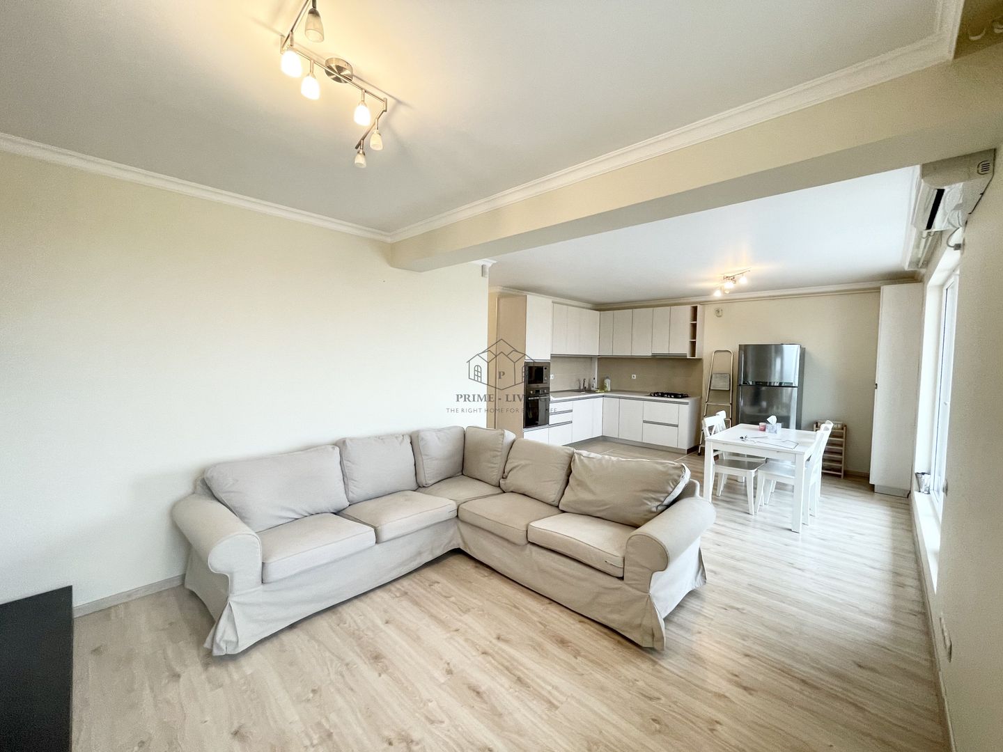 PENTHOUSE CU 3 CAMERE LA VANZARE IN COMPLEX BOUTIQUE - Poză 1